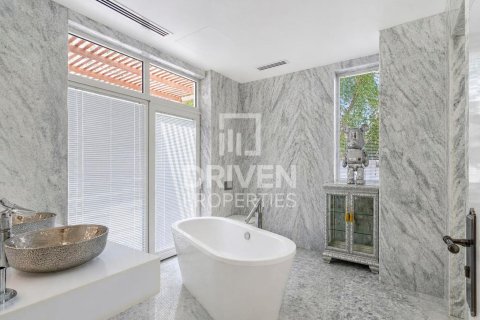 Снять в аренду виллу в Аль-Барари, Дубай, ОАЭ 1368.55м2, № 759669 - фото 20