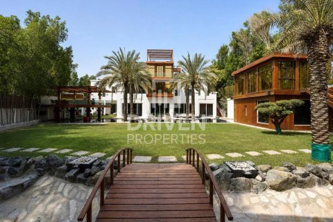 Vila v Al Barari, Dubai, SAE 1368.55 m2 č. 759669
