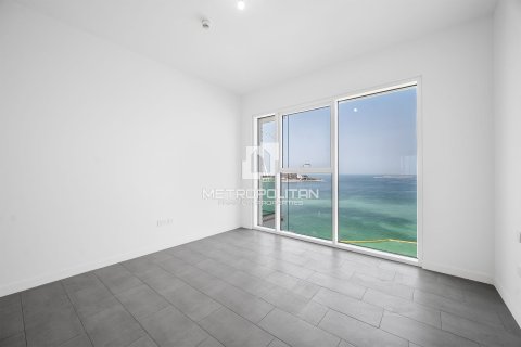 Apartment in Jumeirah Beach Residence, Dubai, UAE 2 bedrooms, 141 sq.m. № 664339 - photo 12