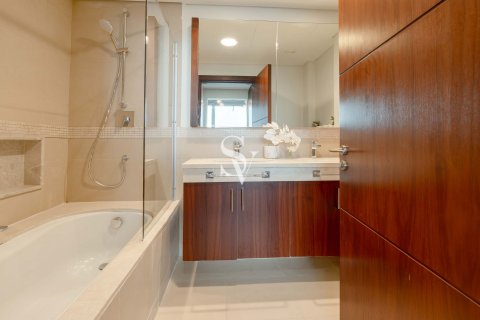 Downtown Dubai (Downtown Burj Dubai), UAE의 임대용 아파트 침실 3개, 169제곱미터 번호 707409 - 사진 22