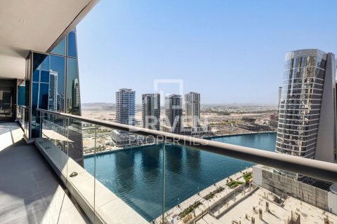 Business Bay, Dubai, UAE의 판매용 아파트 침실 3개, 257.06제곱미터 번호 761823 - 사진 3