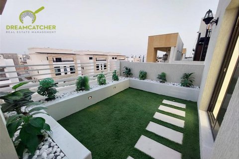 Villa in Al Helio, Ajman, UAE 5 bedrooms, 371.6 sq.m. № 512488 - photo 9