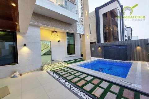 Villa in Al Helio, Ajman, UAE 5 bedrooms, 371.6 sq.m. № 512488 - photo 11