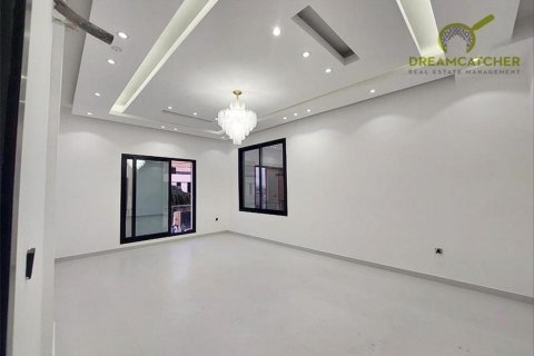 Villa in Al Helio, Ajman, UAE 5 bedrooms, 371.6 sq.m. № 512488 - photo 5