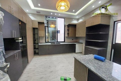 Villa in Al Helio, Ajman, UAE 5 bedrooms, 371.6 sq.m. № 512488 - photo 4