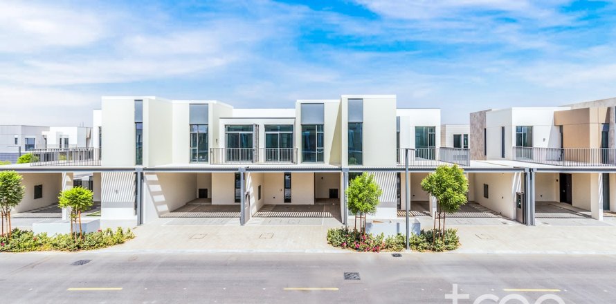 Kamienica w Arabian Ranches 3, Dubai, ZEA 3 sypialnie, 180.51 mkw. nr 733321