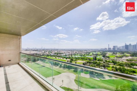 Apartment in The Views, Dubai, UAE 3 bedrooms, 162.6 sq.m. № 754960 - photo 19