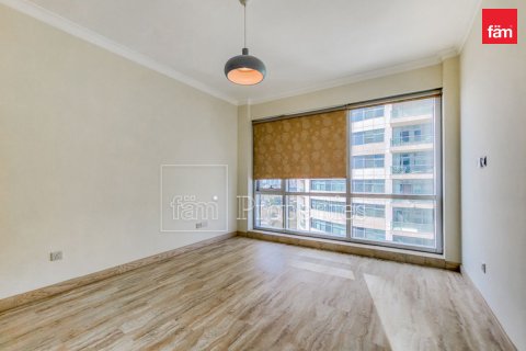 Apartment in The Views, Dubai, UAE 3 bedrooms, 162.6 sq.m. № 754960 - photo 21