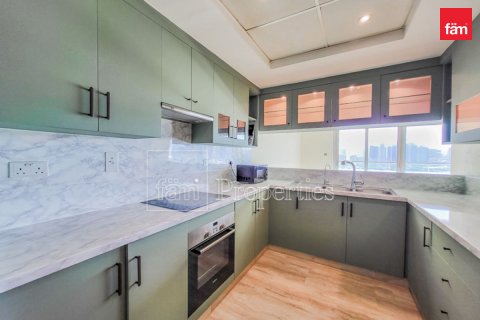 Apartment in The Views, Dubai, UAE 3 bedrooms, 162.6 sq.m. № 754960 - photo 10
