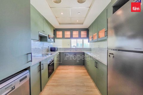 Apartment in The Views, Dubai, UAE 3 bedrooms, 162.6 sq.m. № 754960 - photo 5