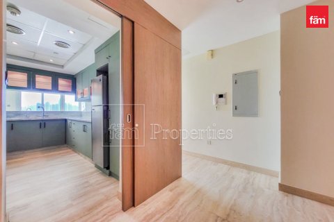 Apartment in The Views, Dubai, UAE 3 bedrooms, 162.6 sq.m. № 754960 - photo 6