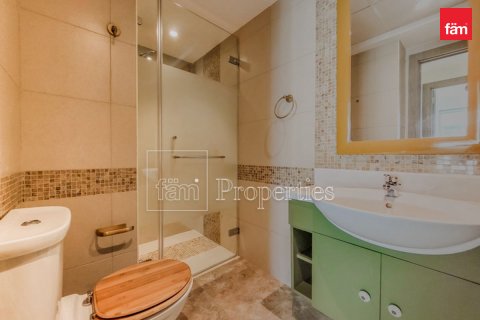 Apartment in The Views, Dubai, UAE 3 bedrooms, 162.6 sq.m. № 754960 - photo 9