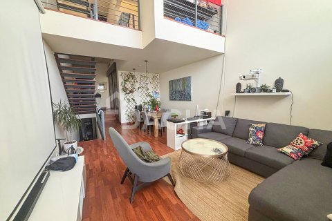 Townhouse in Jumeirah Village Circle, Dubai, UAE 3 bedrooms, 241 sq.m. № 713627 - photo 2