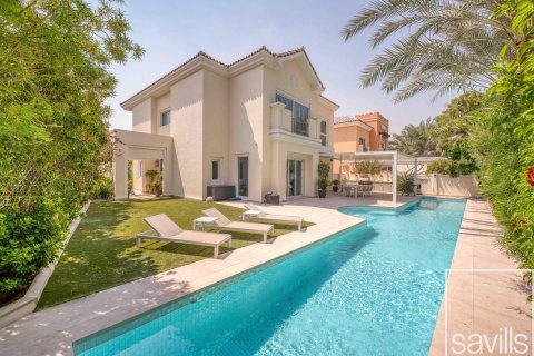 Villa à Dubai Sports City, Dubai, EAU: 5 chambres, 690.55 m2 № 766756