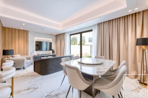 Jumeirah Golf Estates, Dubai, संयुक्त अरब अमीरात में विला, 3 बेडरूम, 152.27 वर्ग मीटर, संख्या 766758 - फ़ोटो 2