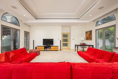 Villa in Palm Jumeirah, Dubai, UAE 5 bedrooms, 1244.62 sq.m. № 750943 - photo 20