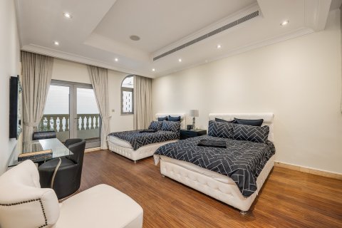 Villa in Palm Jumeirah, Dubai, UAE 5 bedrooms, 1244.62 sq.m. № 750943 - photo 28