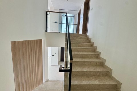 Villa para arrendamento em Al Furjan, Dubai, EAU 5 quartos, 569.96 m2 № 750962 - foto 5