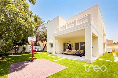 Villa i Meadows, Dubai, Emiratene 4 soverom, 380.81 kvm nr. 734000