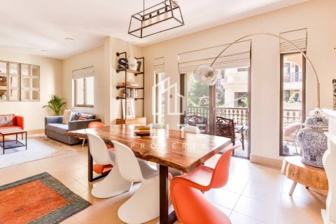 Dzīvoklis Downtown Dubai (Downtown Burj Dubai)jā, AAE 2 istabas, 131 m2 Nr. 757734