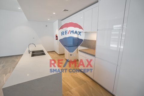Apartament de închiriat în Saadiyat Island, Abu Dhabi, EAU 2 dormitoare, 144.7 mp.  №515879 - poză 2