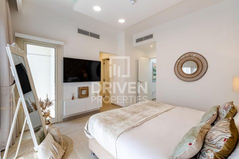 Rumah bandar di Jumeirah Golf Estates, Dubai, UAE 2 bilik tidur, 134.43 meter persegi № 762222 - foto 13