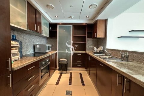 Appartamento in affitto a Dubai Marina, Dubai, EAU 2 camere da letto, 126 mq. № 718863 - foto 18