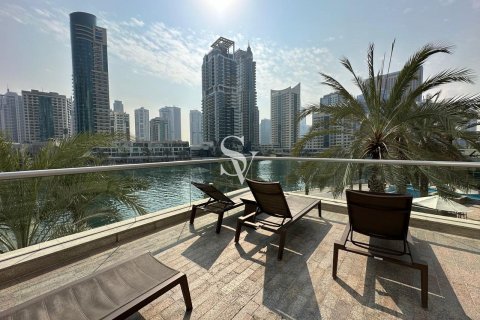 Appartamento a Dubai Marina, Dubai, EAU 2 camere da letto, 126 mq. № 718863