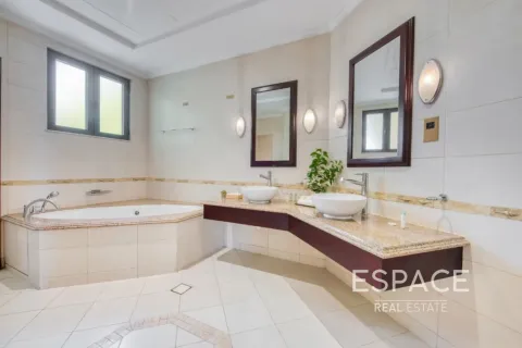 Palm Jumeirah, Dubai, UAE의 판매용 빌라 침실 5개, 496제곱미터 번호 649880 - 사진 8