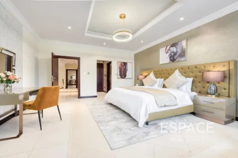 Palm Jumeirah, Dubai, UAE의 판매용 빌라 침실 5개, 496제곱미터 번호 649880 - 사진 9