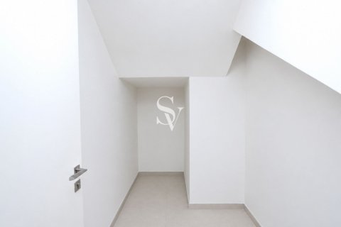 Kuća u nizu u Jebel Ali, Dubai, UAE 3 spavaćih soba, 242 m2 Br. 721590 - fotografija 12