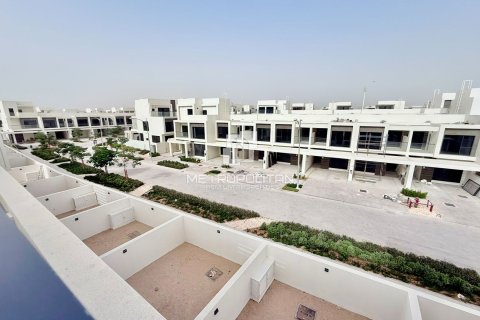 Városi lakóépület itt: DAMAC Hills (Akoya by DAMAC), Dubai, EAE, 3 hálószoba, 246 m², azonosító: 664996 - fénykép 17
