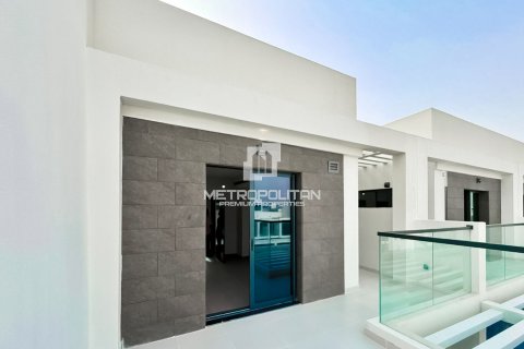 Városi lakóépület itt: DAMAC Hills (Akoya by DAMAC), Dubai, EAE, 3 hálószoba, 246 m², azonosító: 664996 - fénykép 16