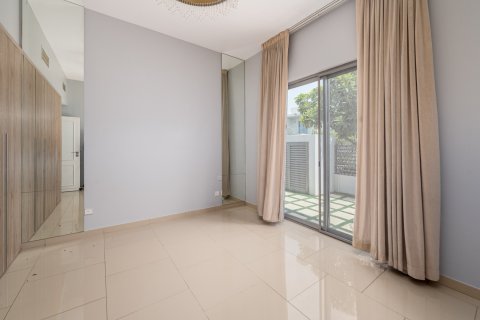 Willa na sprzedaż w Muwaileh Commercial, Sharjah, ZEA 4 sypialnie, 380.9 mkw., nr 762757 - zdjęcie 3