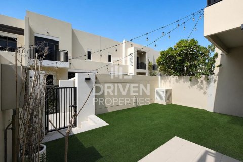 Müüa ridamaja asukohaga Town Square, Dubai, AÜE: 3 magamistoaga, 188.22 m² Nr 767623 - pilt 23
