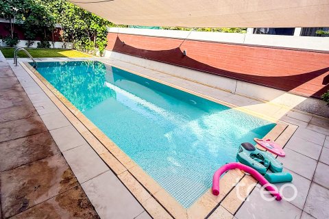 Vila v Jumeirah Park, Dubai, SAE 6 ložnice, 641.03 m² Č.: 761381 - fotografie 27