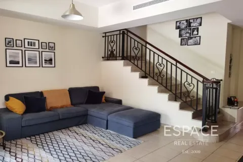 Üürile anda villa asukohaga Arabian Ranches, Dubai, AÜE: 3 magamistoaga, 206 m² Nr 738213 - pilt 2