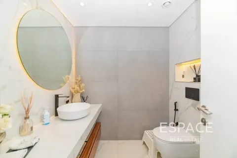 Vila v Meadows, Dubai, SAE 6 spální, 505 m2 č. 738210 - Fotografia 10