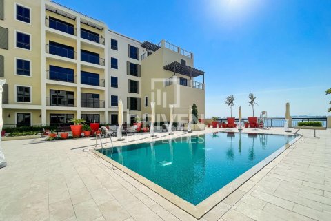 Lägenhet till försäljning i Jumeirah, Dubai, UAE 1 sovrum, 84.54 kvm Nr. 767321 - fotografi 16