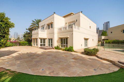 Vila di Meadows, Dubai, UAE 6 bilik tidur, 987.74 meter persegi № 749872