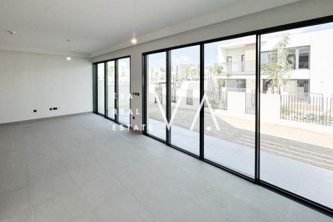 Villa itt: Dubai, EAE, 4 hálószoba, 405.79 m², azonosító: 637733 - fénykép 14