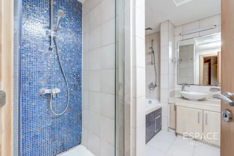 Appartamento in affitto a Palm Jumeirah, Dubai, EAU 2 camere da letto, 144 mq. № 738141 - foto 17