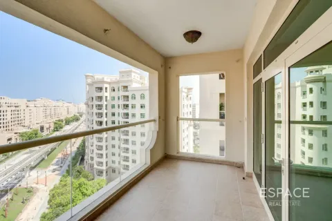Appartamento in affitto a Palm Jumeirah, Dubai, EAU 2 camere da letto, 144 mq. № 738141 - foto 18