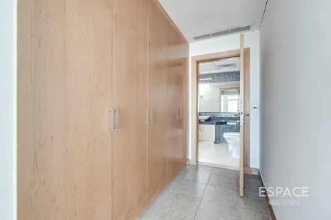 Appartamento in affitto a Palm Jumeirah, Dubai, EAU 2 camere da letto, 144 mq. № 738141 - foto 10