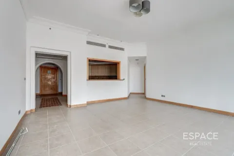 Appartamento in affitto a Palm Jumeirah, Dubai, EAU 2 camere da letto, 144 mq. № 738141 - foto 2