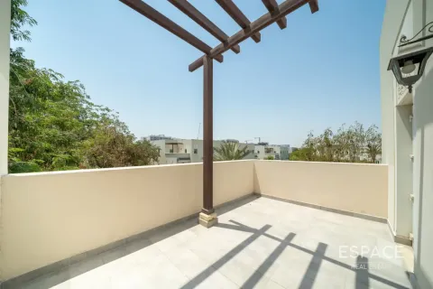 Vila v Al Furjan, Dubai, SAE 3 spálne, 283 m2 č. 738125 - Fotografia 13