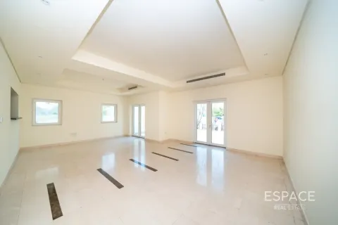 Vila v Al Furjan, Dubai, SAE 3 spálne, 283 m2 č. 738125 - Fotografia 2