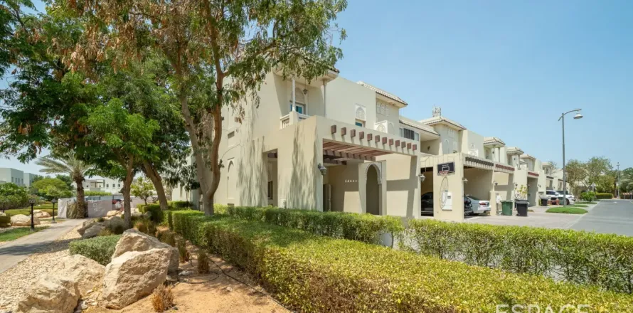 Vila v Al Furjan, Dubai, SAE 3 spálne, 283 m2 č. 738125