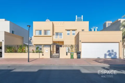 Villa sa Meadows, Dubai, UAE 5 silid-tulugan, 369 sq.m. № 738140 - larawan 18