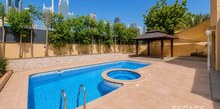 Villa sa Meadows, Dubai, UAE 5 silid-tulugan, 369 sq.m. № 738140